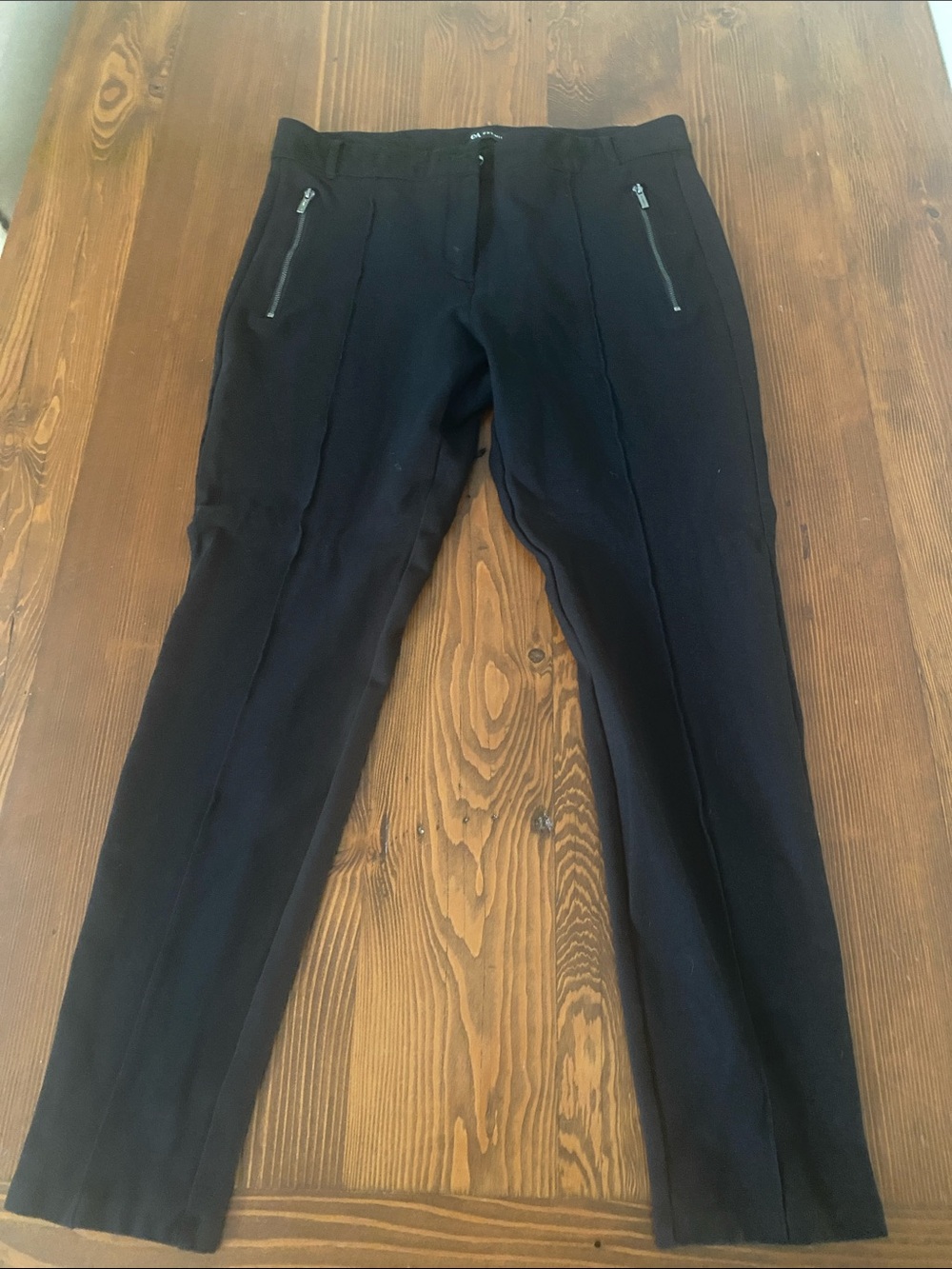 Women's Black Ponte Slim Pull-On Leggings with Zip Pockets